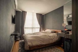 2 Bedroom Condo for sale in Downtown Forty Nine, Khlong Tan, Bangkok