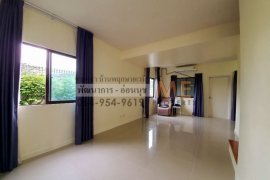 Townhouse for sale in Suan Luang, Bangkok