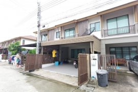 Townhouse for sale in Suan Luang, Bangkok