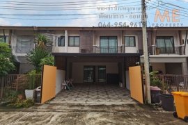 3 Bedroom Townhouse for rent in Phra Nakhon, Bangkok near MRT Democracy Monument 3 Bedroom Townhouse for rent in Phra Nakhon, Bangkok near MRT Democracy Monument