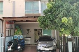 3 Bedroom Townhouse for sale in Suan Luang, Bangkok