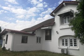 5 Bedroom House for rent in Nonthaburi near MRT Ministry of Public Health