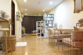 1 Bedroom Condo for sale in Le Luk Condo, Phra Khanong, Bangkok near BTS Phra Khanong