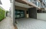 3 Bedroom Townhouse for sale in Baan Klang Muang Ramintra-Watcharapol, O Ngoen, Bangkok