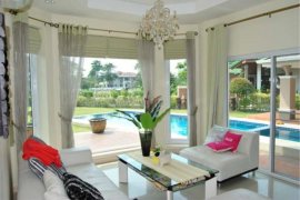 4 Bedroom House for sale in Phetchaburi