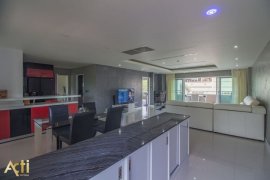 2 Bedroom Condo for sale in Pattaya, Chonburi