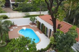 6 Bedroom House for rent in Chong Nonsi, Bangkok