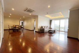 2 Bedroom Condo for rent in Newton Tower, Khlong Toei, Bangkok near BTS Nana