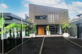 4 Bedroom Office for sale in Suan Luang, Bangkok