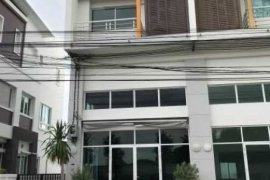 3 Bedroom Commercial for rent in Chuan Chuen Modus Viphavadi, Si Kan, Bangkok