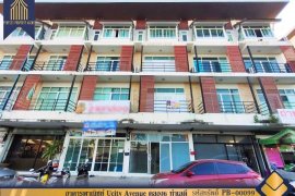 3 Bedroom Commercial for sale in Pathum Thani