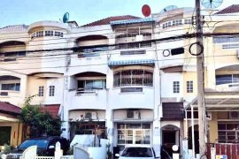 4 Bedroom Townhouse for rent in Bang Na, Bangkok