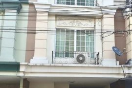 4 Bedroom Townhouse for rent in Bang Na, Bangkok