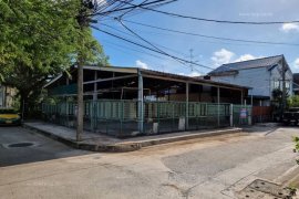 House for sale in Nakkila Laem Thong Village, Saphan Sung, Bangkok