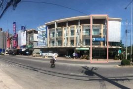 3 Bedroom Commercial for sale in Huai Pong, Rayong