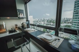 1 Bedroom Condo for rent in Rhythm Sukhumvit 44/1, Phra Khanong, Bangkok near BTS Phra Khanong