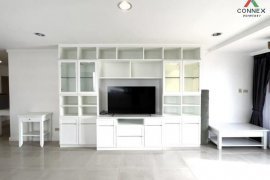 2 Bedroom Condo for rent in Supalai Place, Khlong Toei Nuea, Bangkok