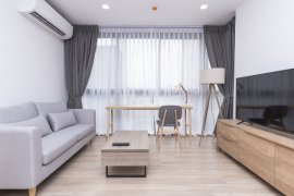 2 Bedroom Condo for Sale or Rent in Taka Haus Ekamai 12, Khlong Tan Nuea, Bangkok