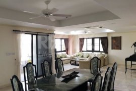 2 Bedroom Condo for rent in Kiarti Thanee City Mansion, Khlong Tan Nuea, Bangkok near MRT Phetchaburi