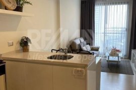 1 Bedroom Condo for rent in Rhythm Sukhumvit 42, Phra Khanong, Bangkok near BTS Ekkamai
