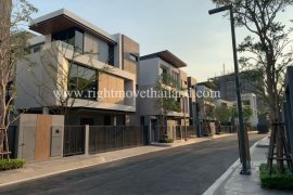 4 Bedroom House for sale in Bang Phong Pang, Bangkok
