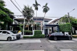 5 Bedroom House for sale in the gallery house ladprao 1, Chom Phon, Bangkok near MRT Chatuchak Park