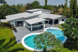 4 Bedroom House for sale in Pattaya, Chonburi
