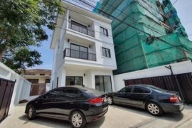 3 Bedroom House for rent in Phra Khanong Nuea, Bangkok near BTS Phra Khanong