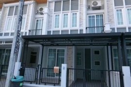 3 Bedroom Townhouse for rent in Lat Krabang, Bangkok