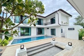 4 Bedroom Villa for sale in San Phak Wan, Chiang Mai