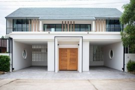 1 Bedroom House for Sale or Rent in Tha Wang Tan, Chiang Mai