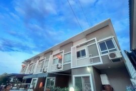 2 Bedroom Townhouse for sale in Bang Phli, Samut Prakan