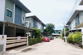 3 Bedroom House for sale in Chonburi