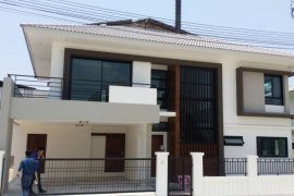 3 Bedroom House for Sale or Rent in The Complete Sriracha, Si Racha, Chonburi