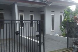 2 Bedroom House for sale in Cipamokolan, West Java