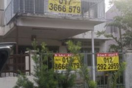 4 Bedroom House for sale in Kuala Lumpur