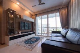 4 Bedroom Condo for sale in Urdaneta, Metro Manila