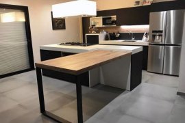 3 Bedroom Condo for sale in Urdaneta, Metro Manila