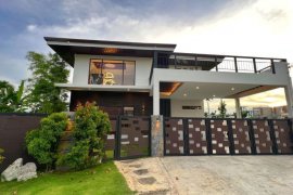 5 Bedroom House for sale in Mactan, Cebu