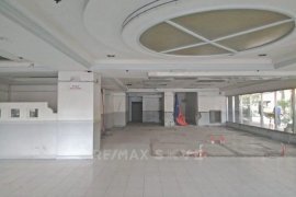 Commercial for rent in Wack-Wack Greenhills, Metro Manila near MRT-3 Ortigas