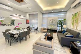 4 Bedroom House for sale in Laging Handa, Metro Manila near MRT-3 Kamuning