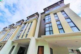 5 Bedroom House for sale in Bahay Toro, Metro Manila