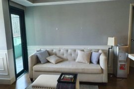 1 Bedroom Condo for sale in EDADES TOWER AND GARDEN VILLAS, Rockwell, Metro Manila near MRT-3 Guadalupe