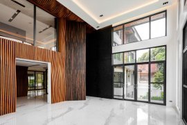 9 Bedroom House for sale in New Alabang Village, Metro Manila