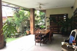 4 Bedroom House for sale in Milagrosa, Metro Manila