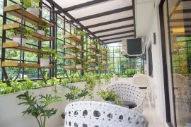 3 Bedroom House for sale in Malamig, Metro Manila near MRT-3 Boni