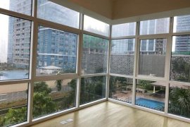 2 Bedroom Condo for sale in Madison Park West, BGC, Metro Manila