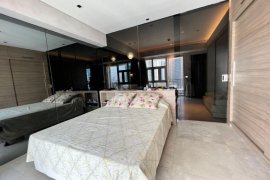 1 Bedroom Condo for sale in San Lorenzo, Metro Manila