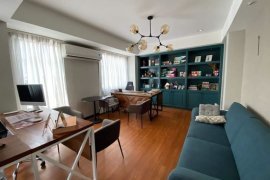 House for sale in South Triangle, Metro Manila near MRT-3 Quezon Avenue