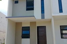 2 Bedroom Townhouse for sale in Pulangbato, Cebu